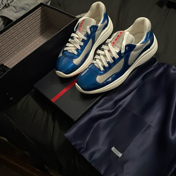 Blue pradas , size 9, - Picture 1 of 3